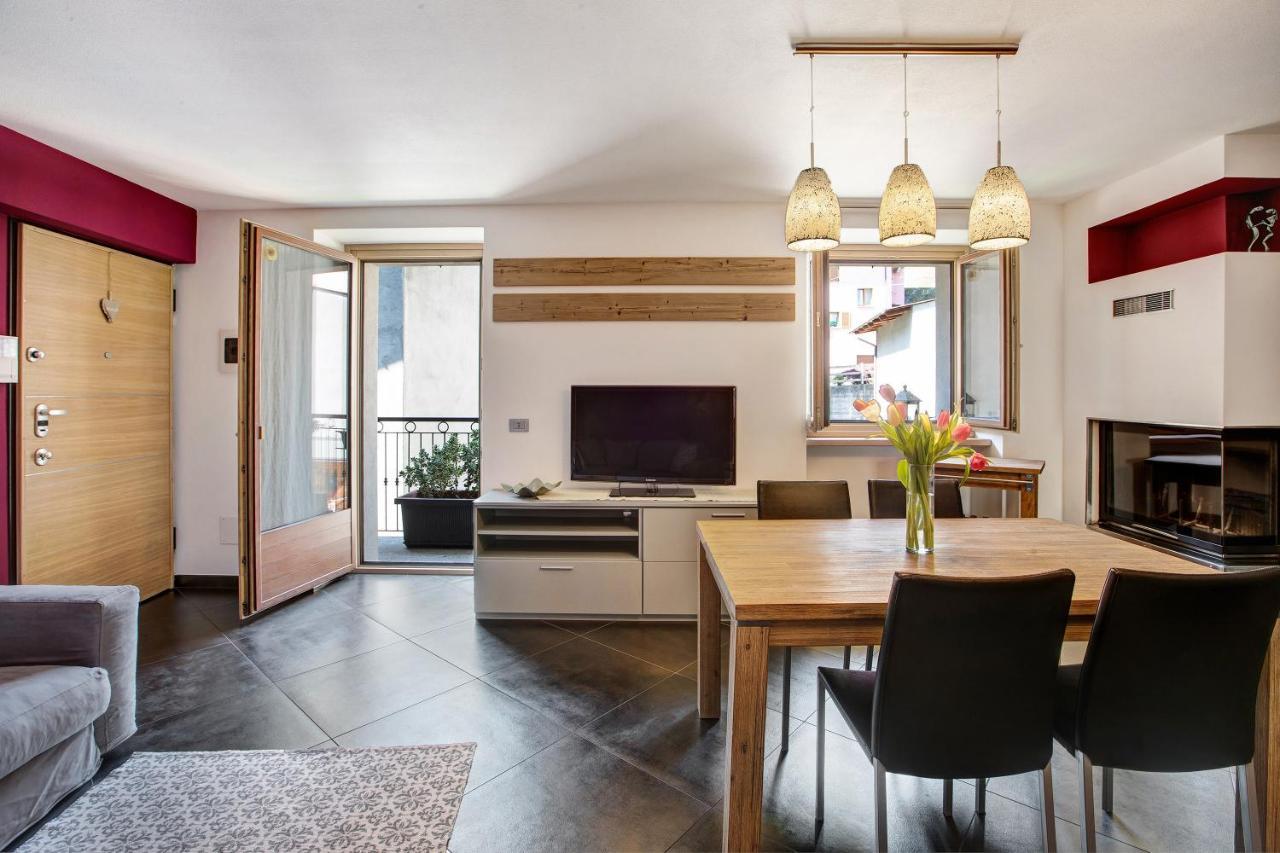 La Maison Du Bonheur Grosio Apartment Exterior photo